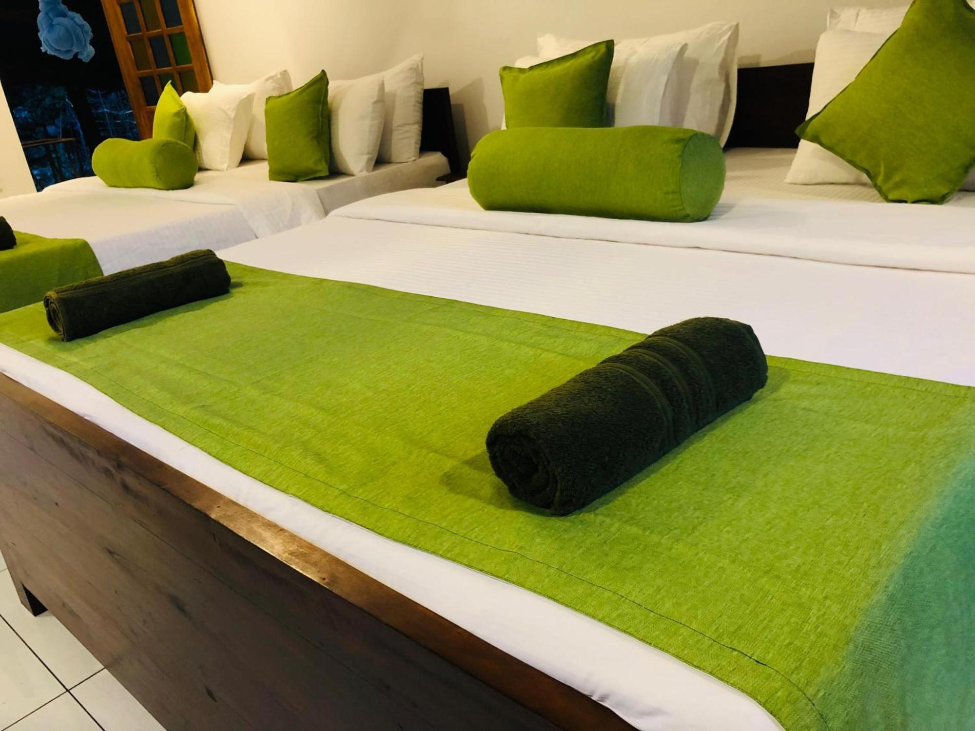 Silent Oasis Apartment Ела Екстериор снимка