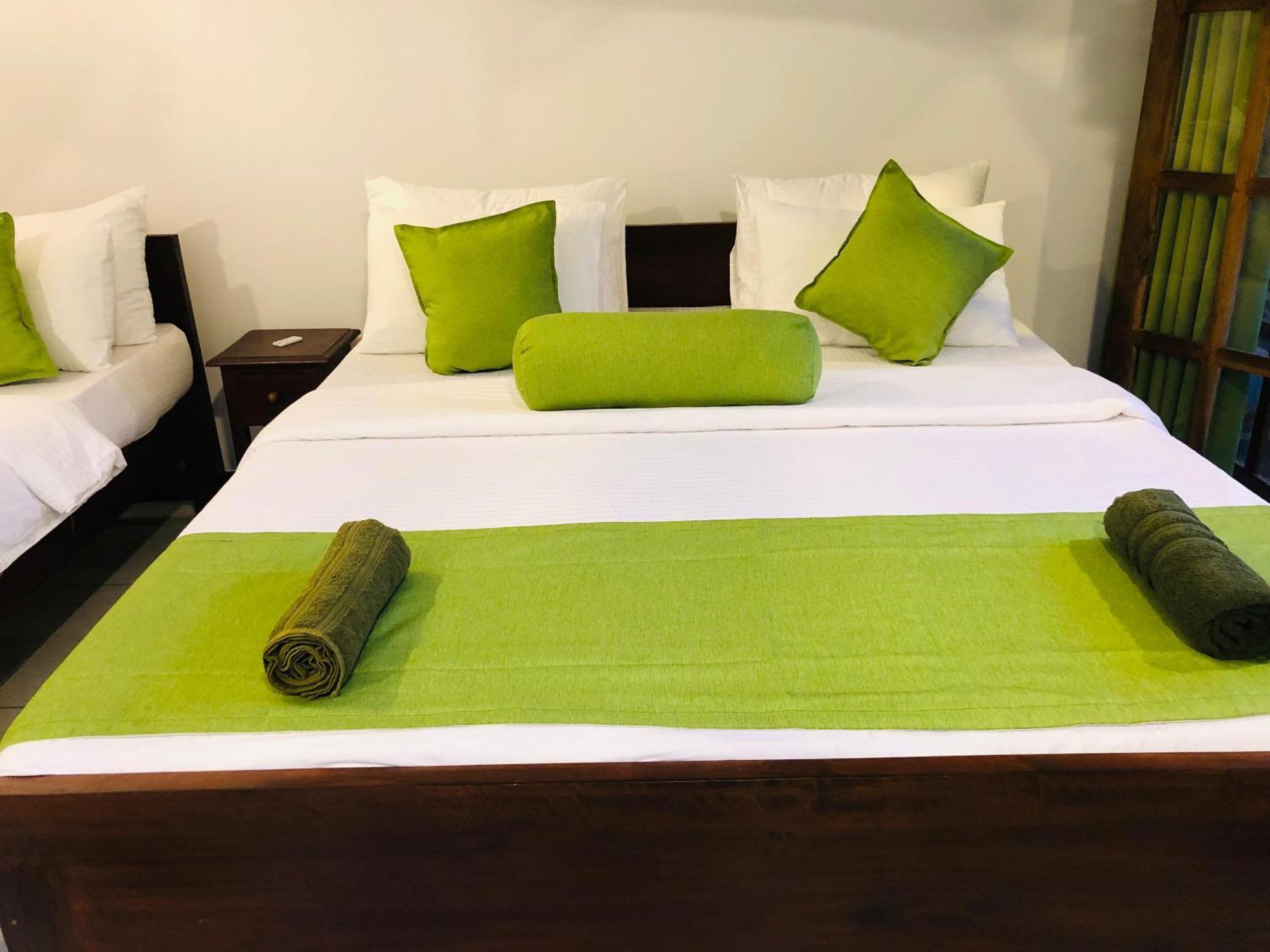 Silent Oasis Apartment Ела Екстериор снимка