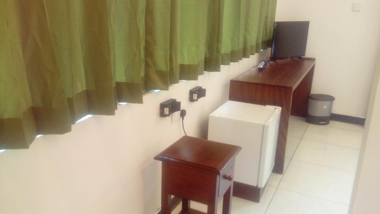 Silent Oasis Apartment Ела Екстериор снимка
